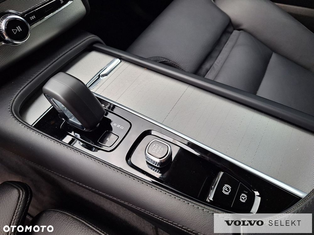 Volvo XC 90 - 29
