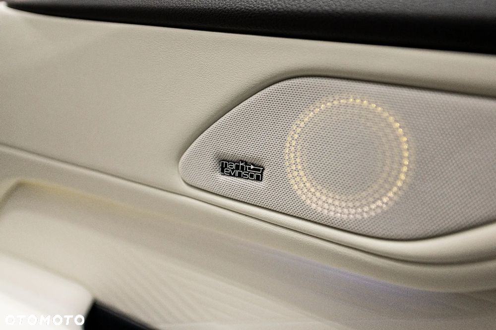 Lexus ES - 24
