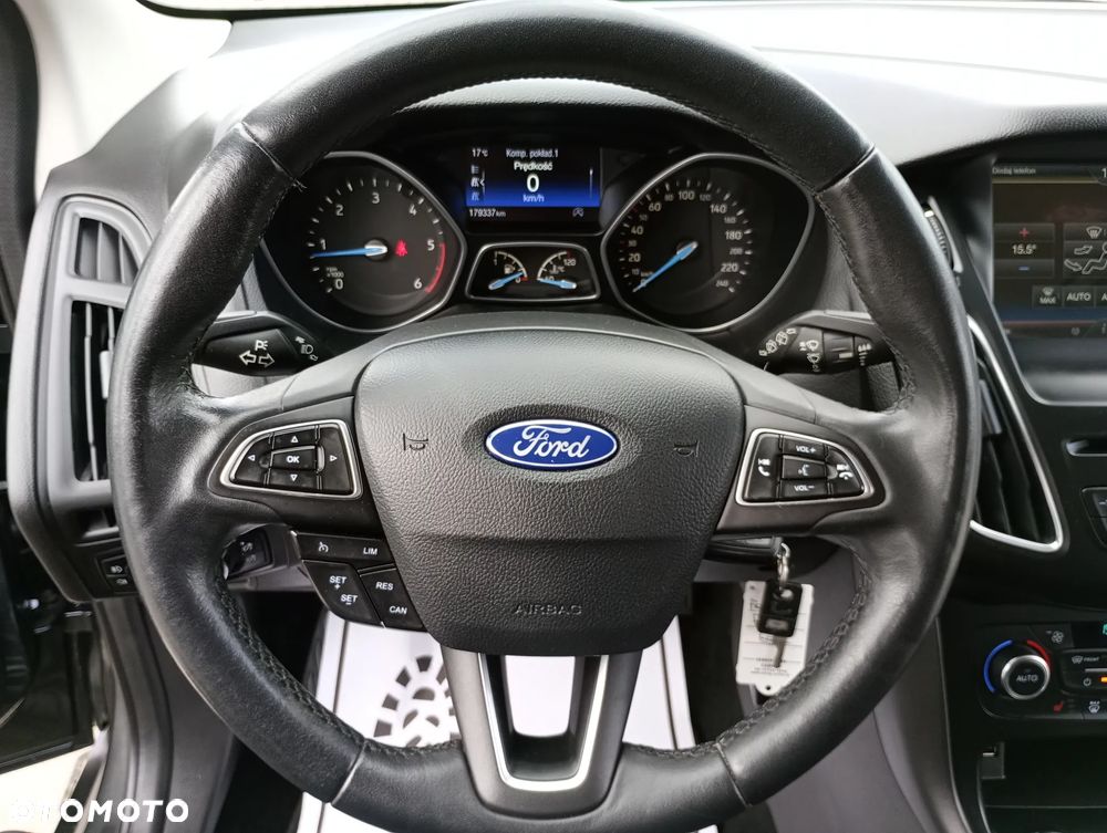 Ford Focus 1.5 EcoBlue Start-Stopp-System TITANIUM - 17