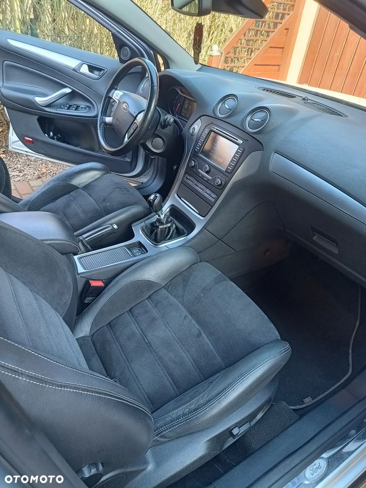 Ford Mondeo 2.0 TDCI Titanium X - 8