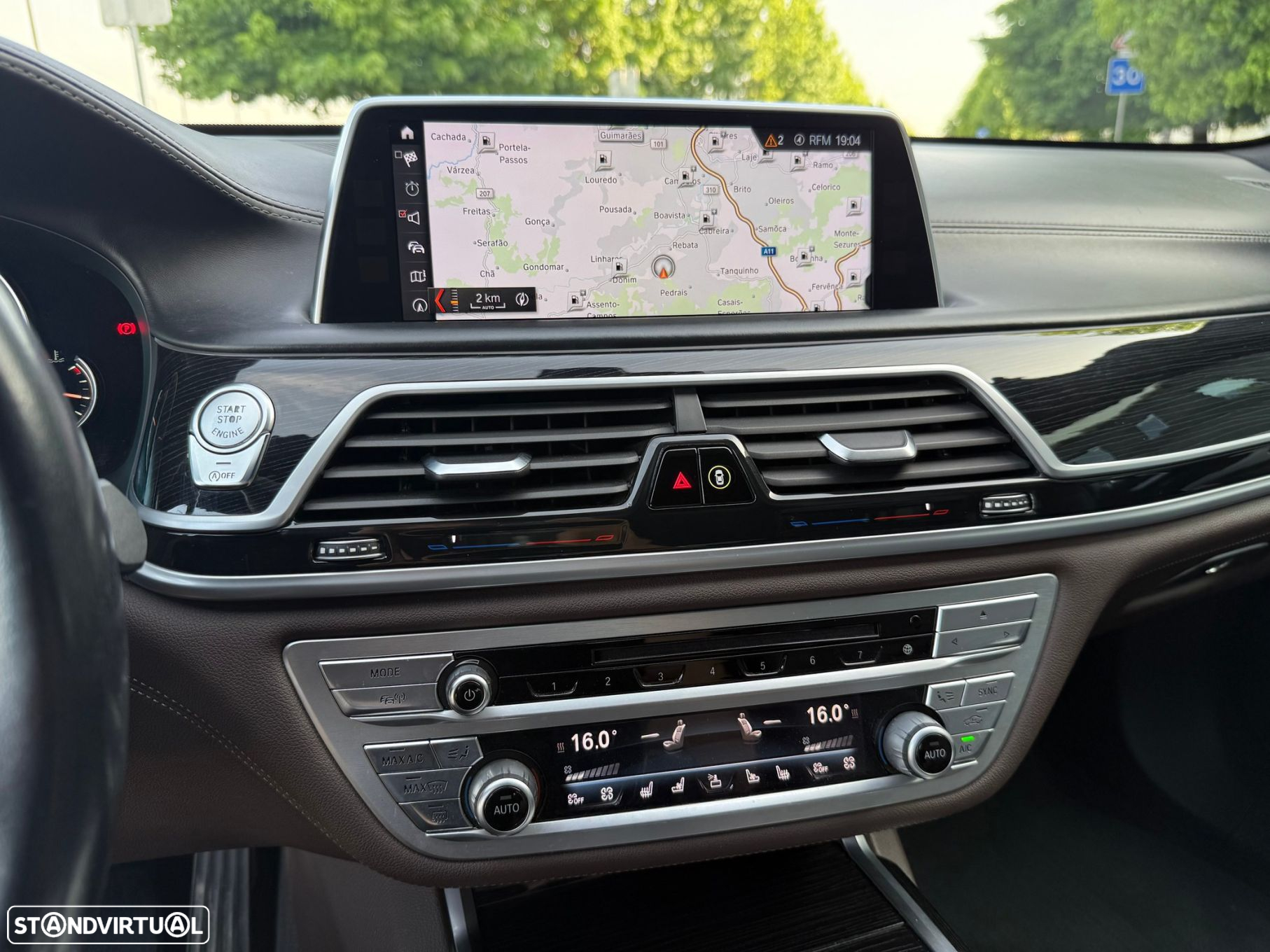 BMW 740 d xDrive Pack M - 17