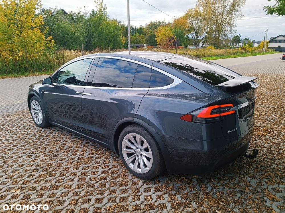 Tesla Model X Long Range Plus - 25