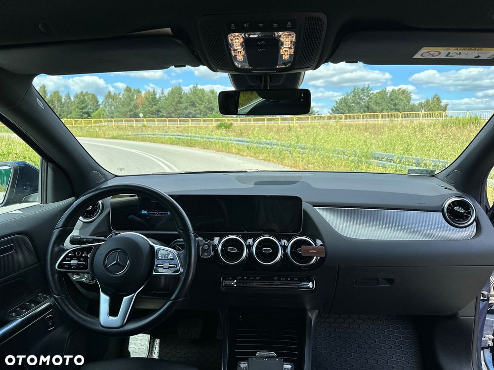 Mercedes-Benz GLA 200 Business Edition - 10