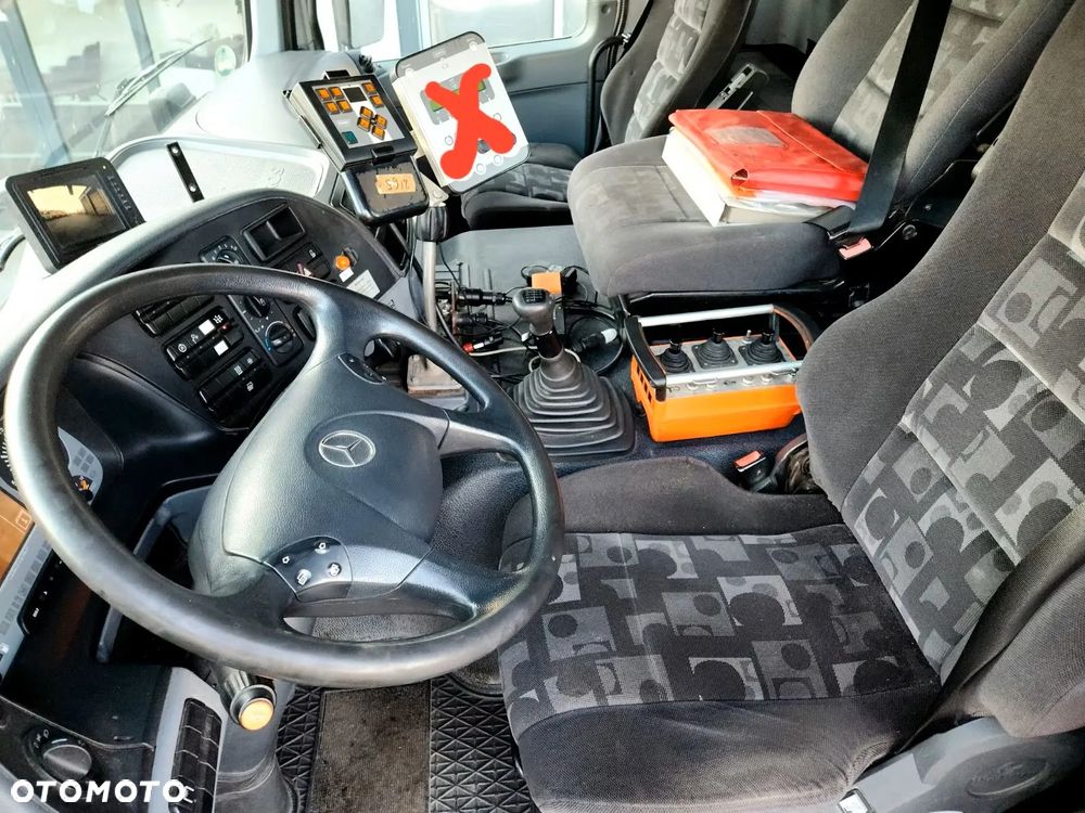 Mercedes-Benz Actros 1832 AK 4x4 – wywrotka 3-stronna MEILLER + HDS ATLAS 92.2 A2 – sterowanie radiowe - 19