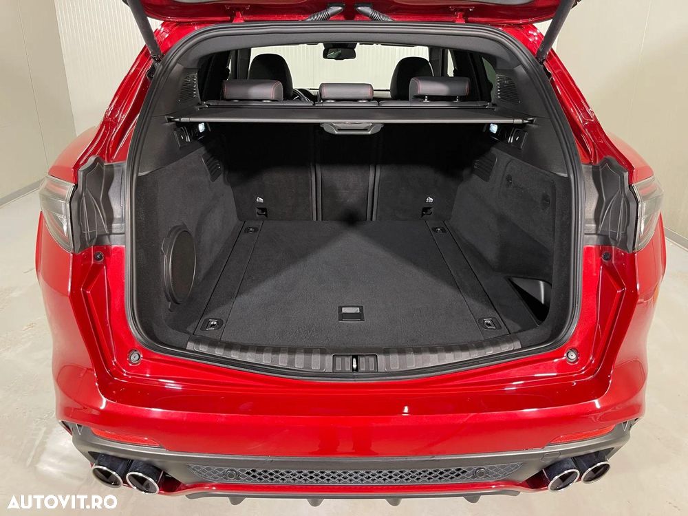 Alfa Romeo Stelvio 2.9 V6 Turbo AWD AT8 Quadrifoglio - 13