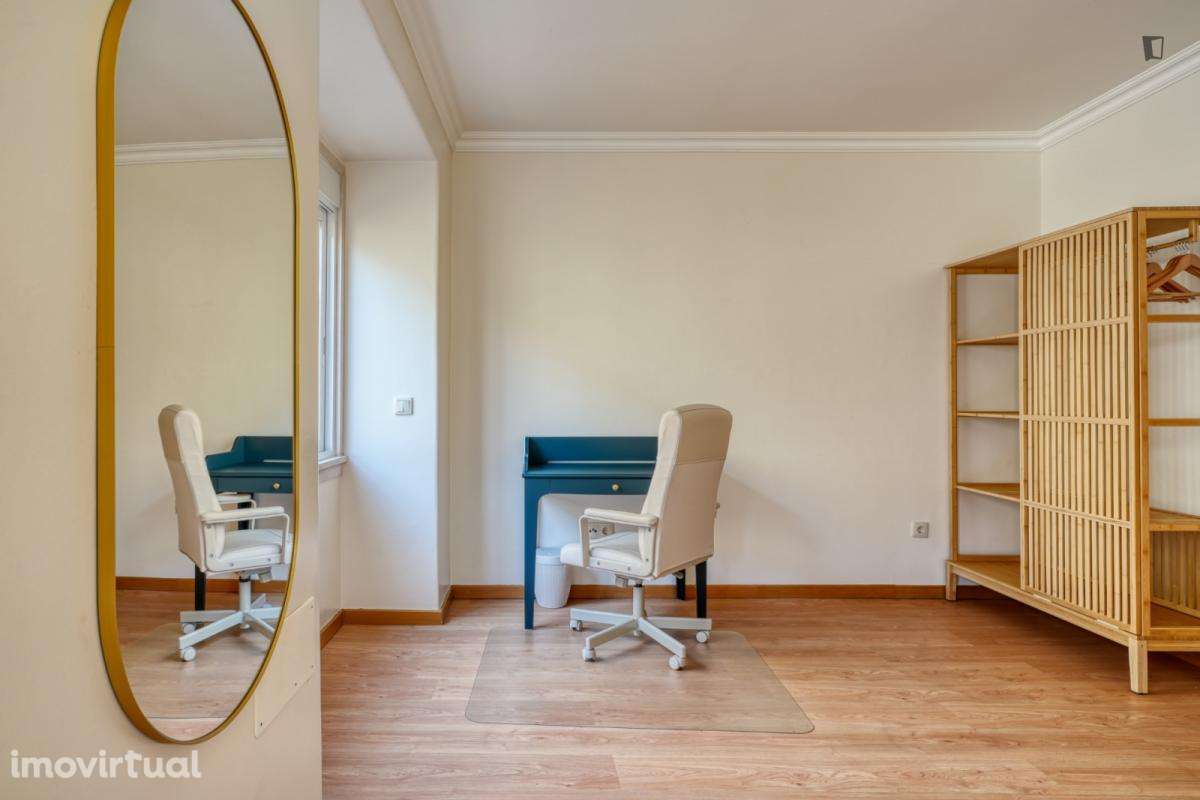 Quarto - localizado em Penha de França Lisbon - Grande imagem: 4/20