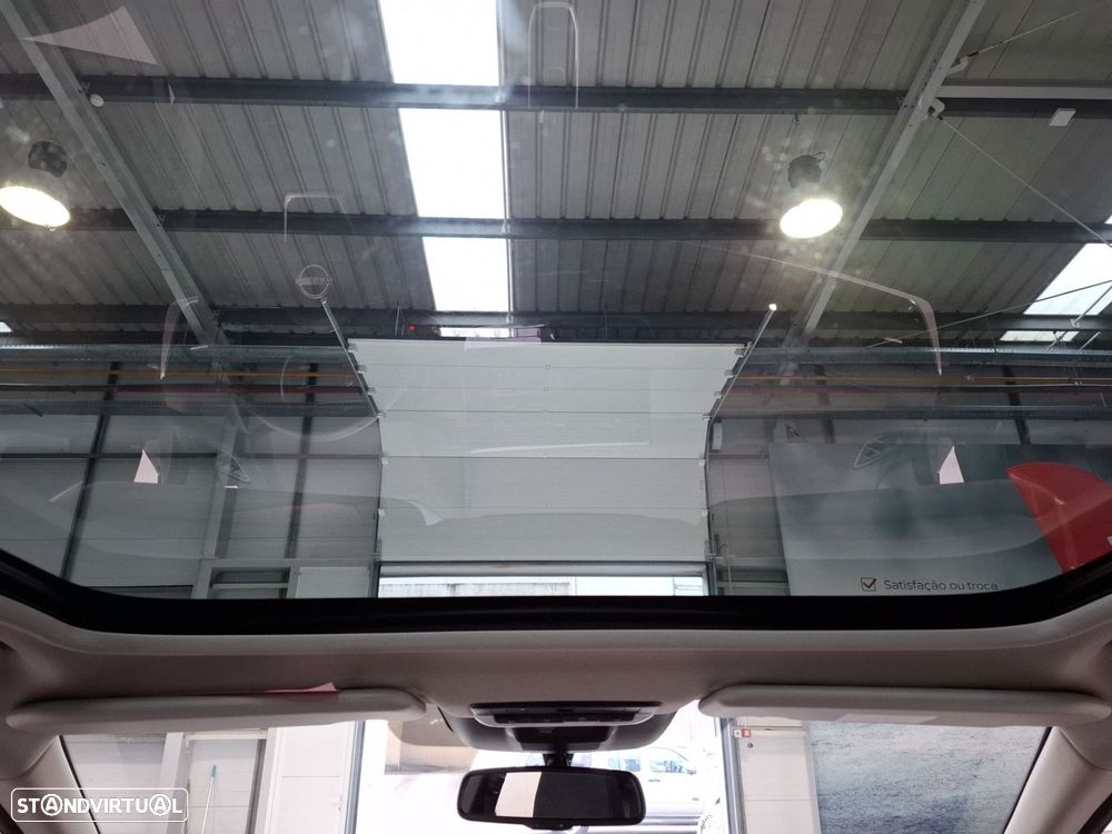Nissan Qashqai 1.3 DIG-T N-Connecta LED+SKY Xtronic - 18