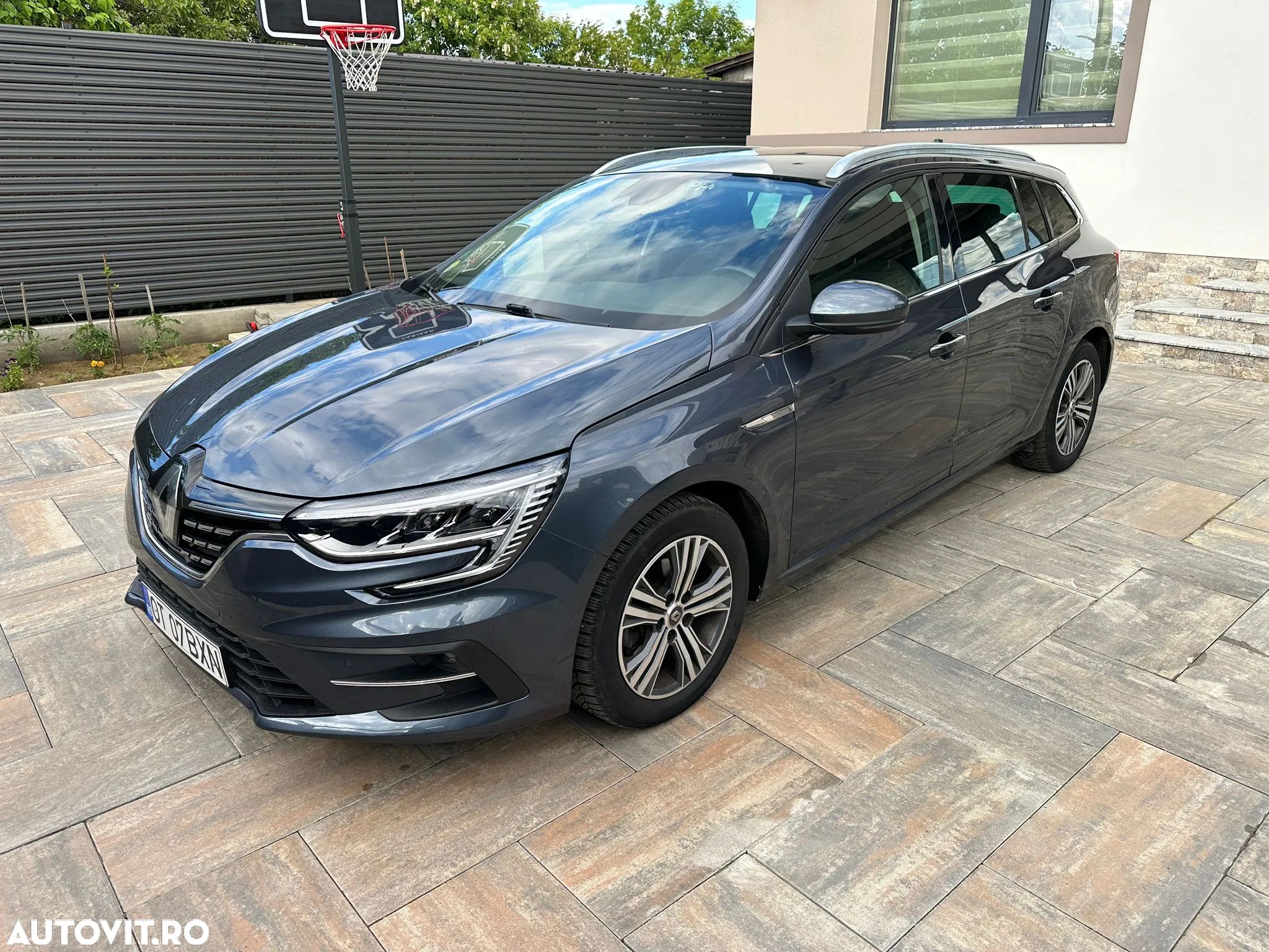 Renault Megane Estate Blue dCI Intens - 1