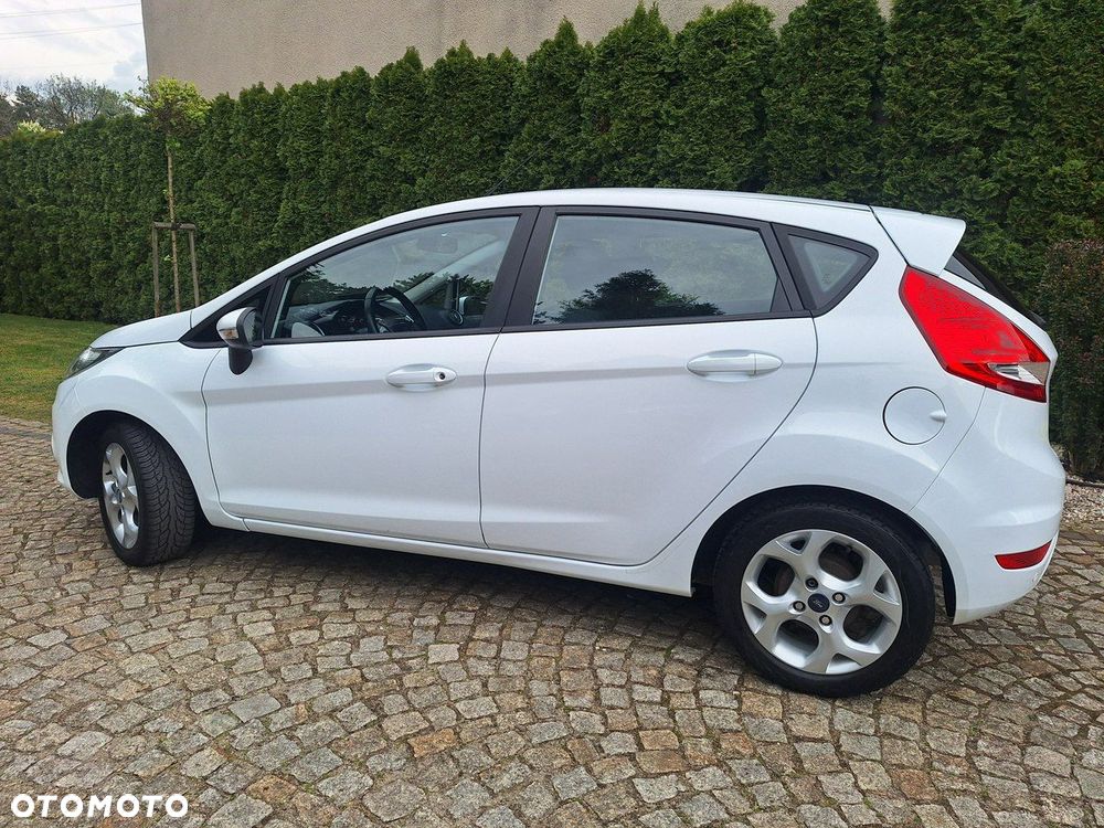 Ford Fiesta - 34