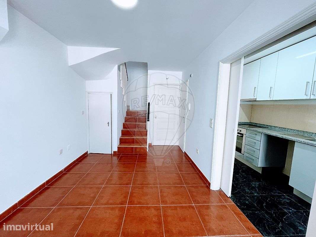 Duplex T1 para arrendamento - Grande imagem: 5/21
