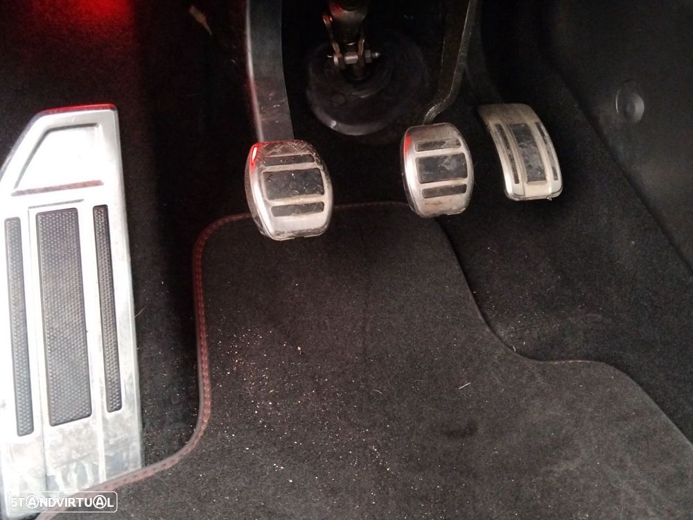 Peugeot 308 1.6 e-THP GT - 12