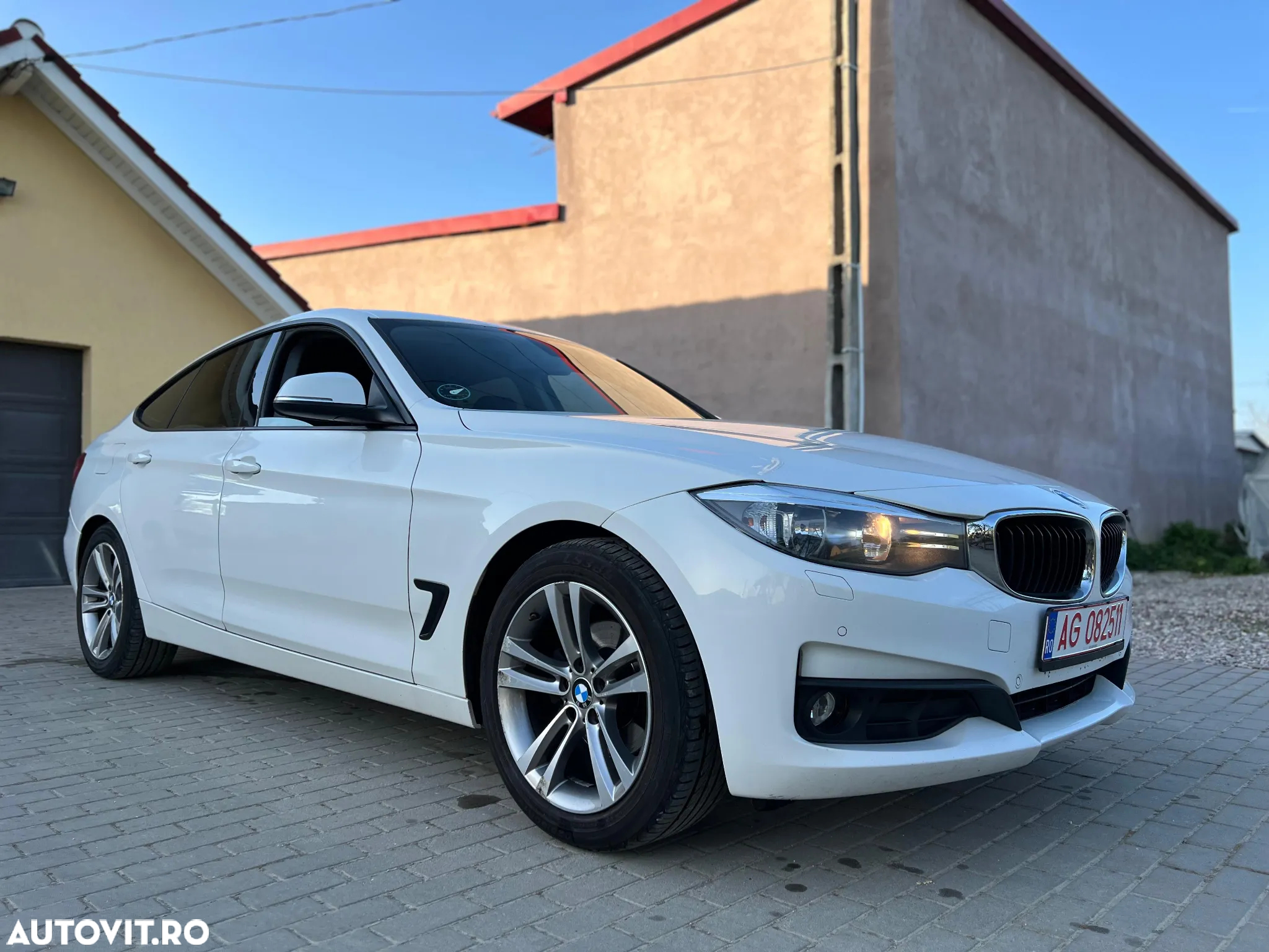 BMW Seria 3 320d GT Aut. - 17