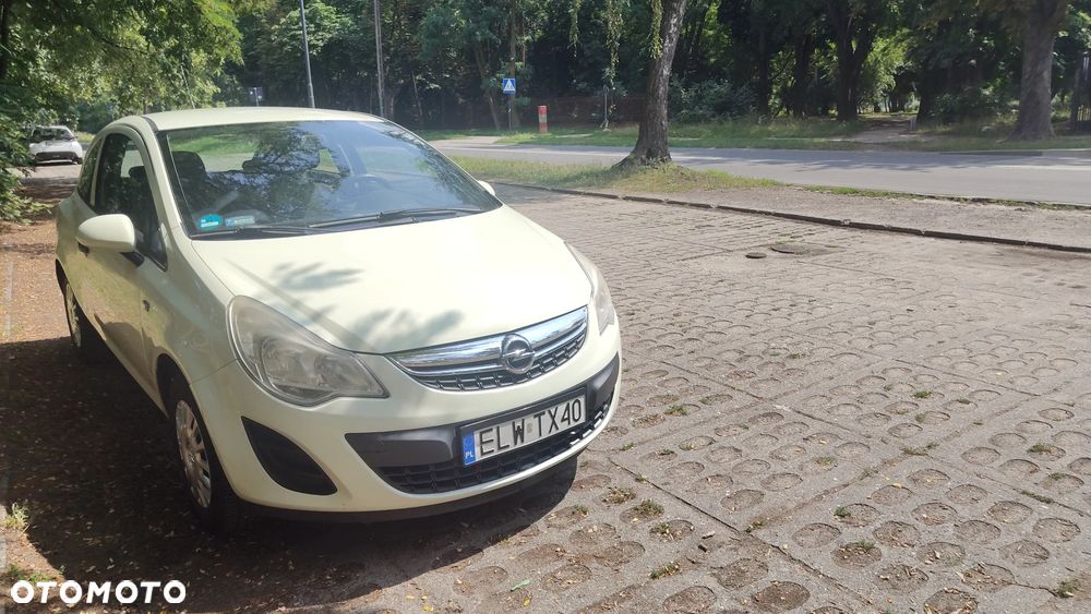 Opel Corsa 2012 photo 5