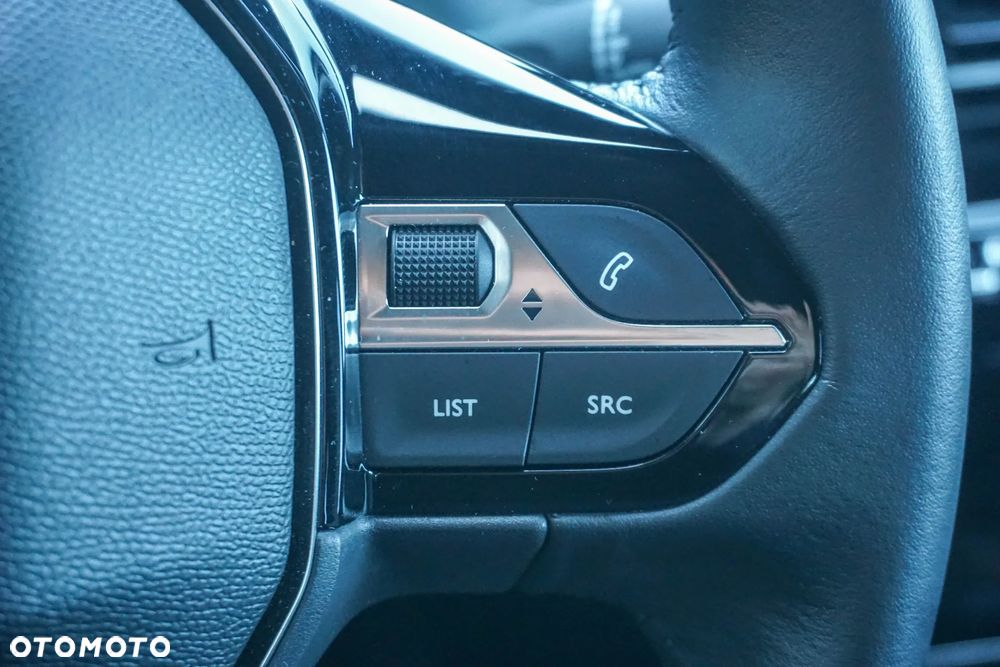 Peugeot 2008 1.2 PureTech Allure S&S - 13