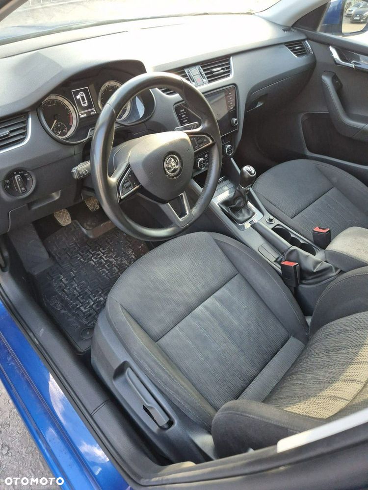 Skoda Octavia 2.0 TDI Style - 18