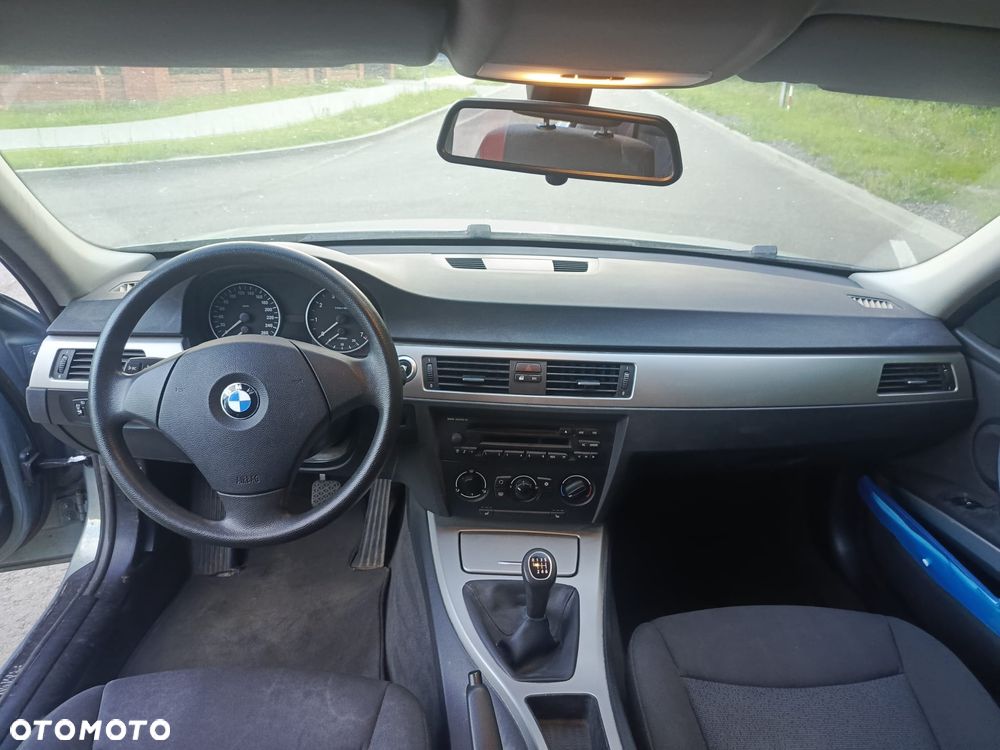 BMW Seria 3 - 8