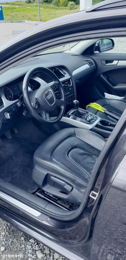 Audi A4 Avant 2.0 TDI - 13