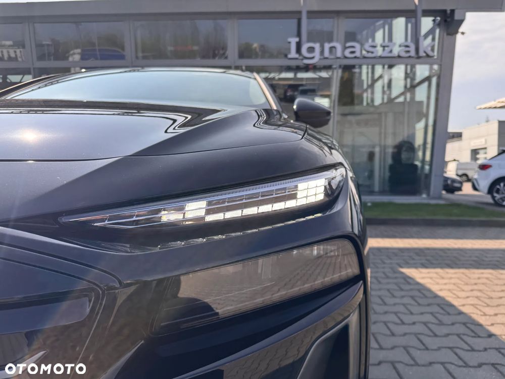 Audi A6 Avant e-tron - 7