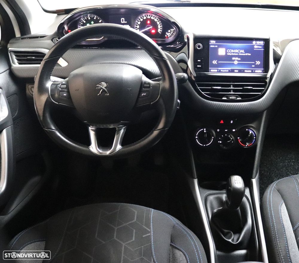 Peugeot 2008 1.2 PureTech Style - 28