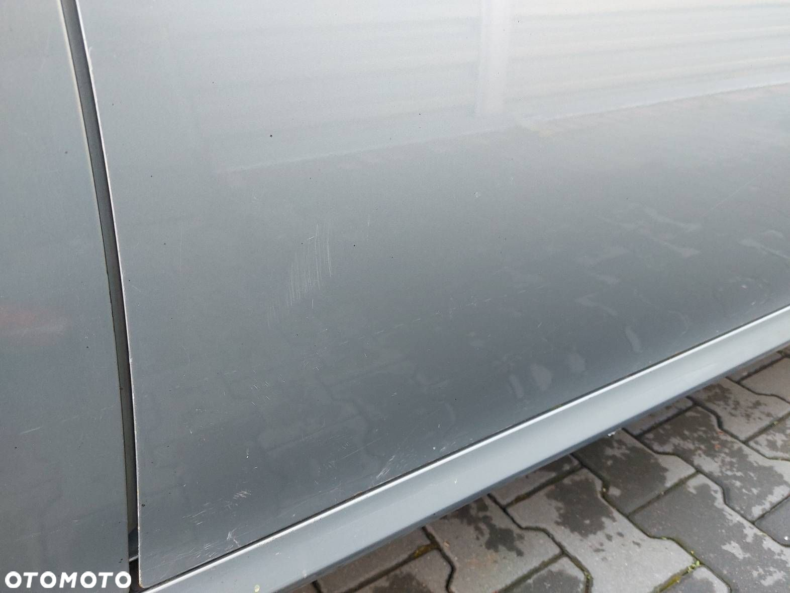 DRZWI KOMPLETNE PRAWY PRZÓD LEXUS IS II 8R6 - 5