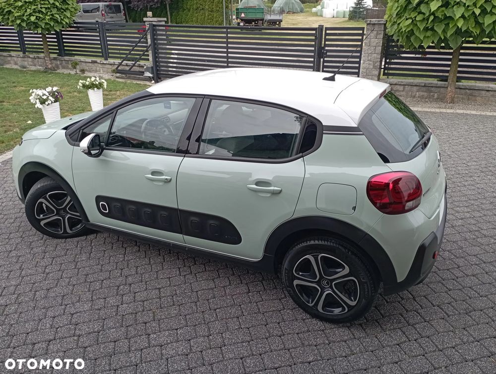 Citroën C3 1.2 PureTech Shine - 21