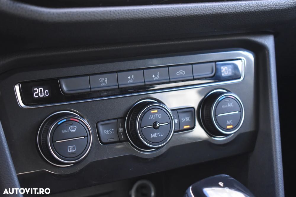 Volkswagen Tiguan 2.0 TDI SCR 4MOTION (BlueMotion Techn.) DSG Comfortline - 29