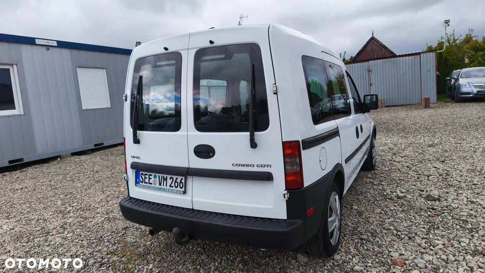 Opel Combo - 8