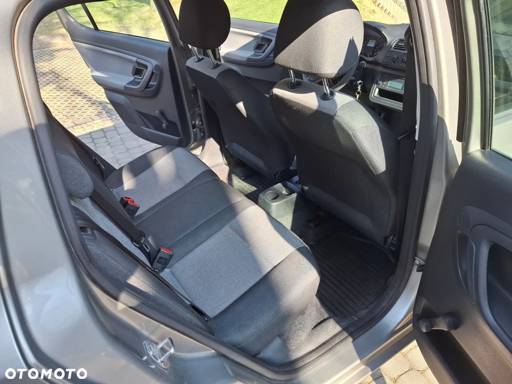 Skoda Fabia - 11
