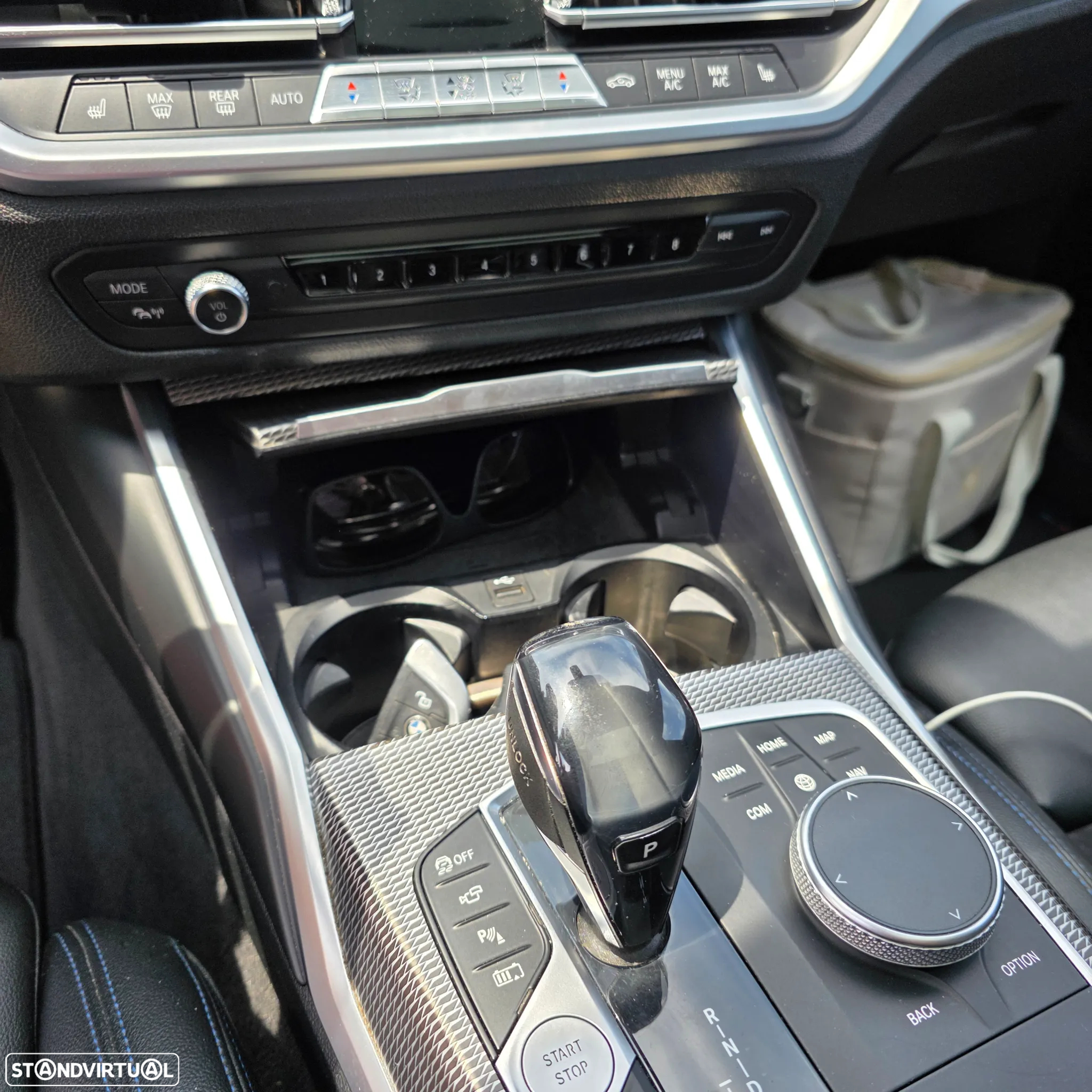 BMW 330 e Pack Desportivo M Pro Auto - 15