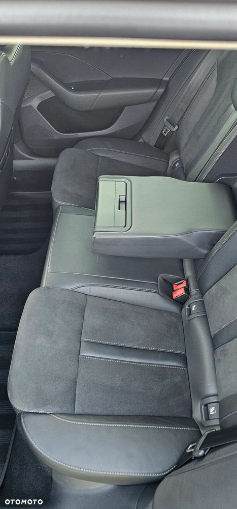Skoda Octavia 2.0 TDI 4x4 Scout DSG - 8