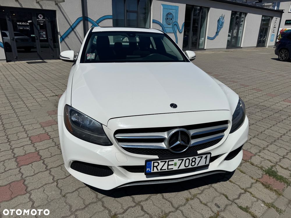 Mercedes-Benz Klasa C 300 9G-TRONIC - 12
