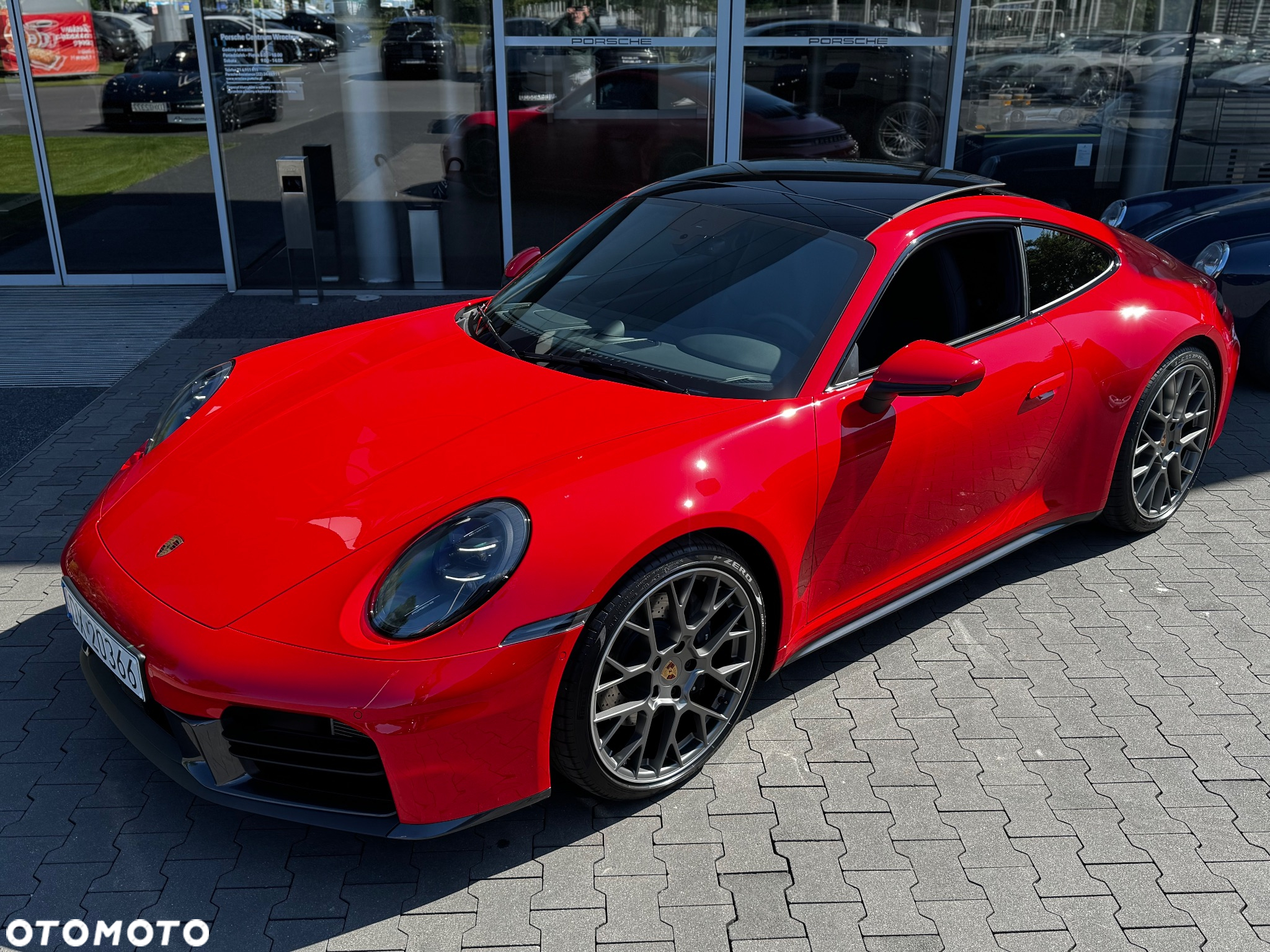 Porsche 911 Carrera - 12