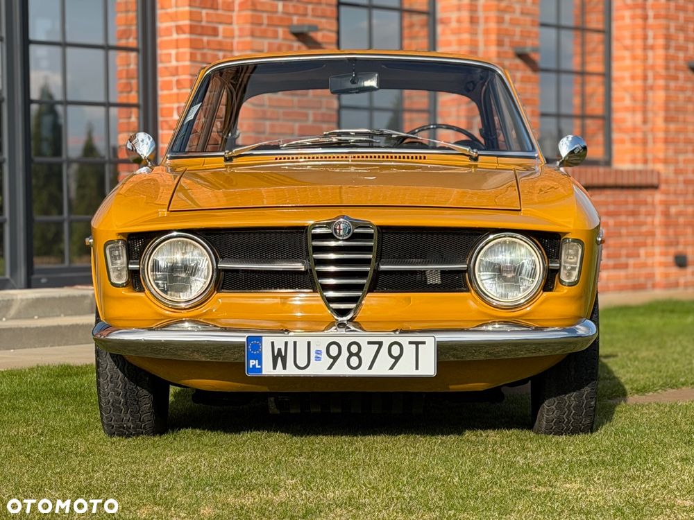 Alfa Romeo GT - 2