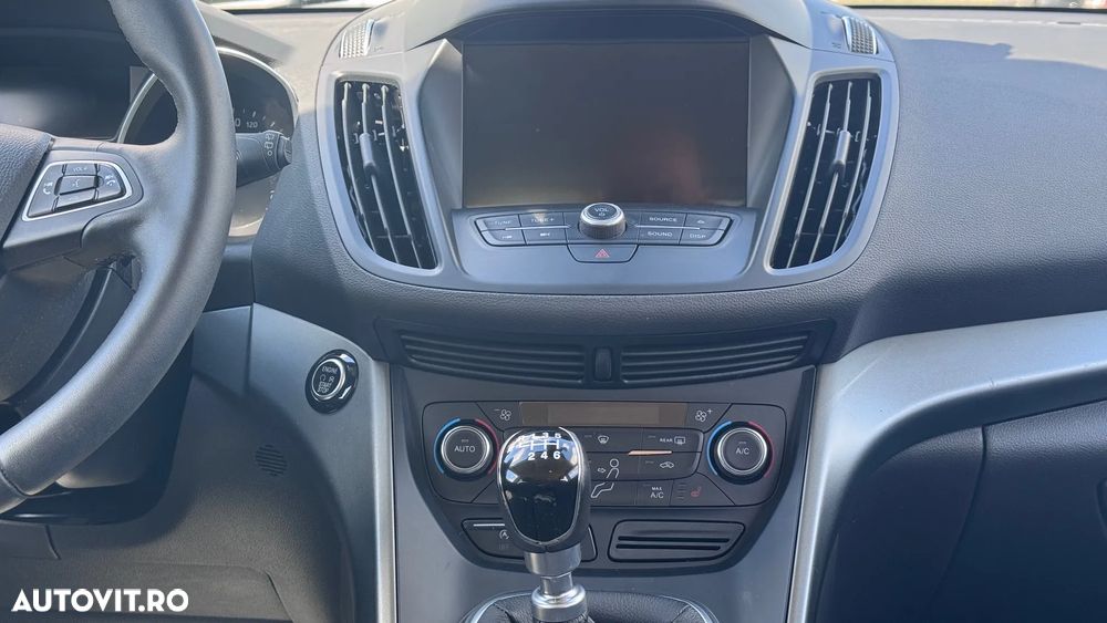 Ford Kuga 1.5 EcoBoost 2x4 Cool & Connect - 20