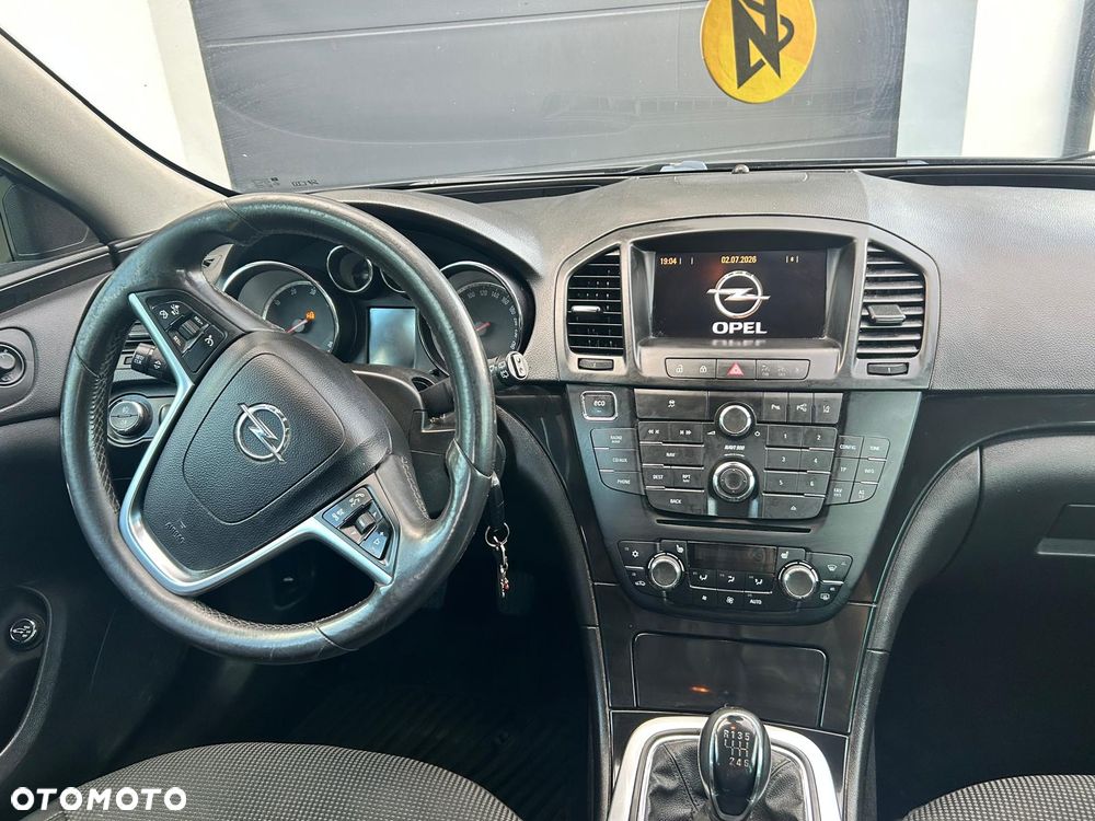Opel Insignia - 2