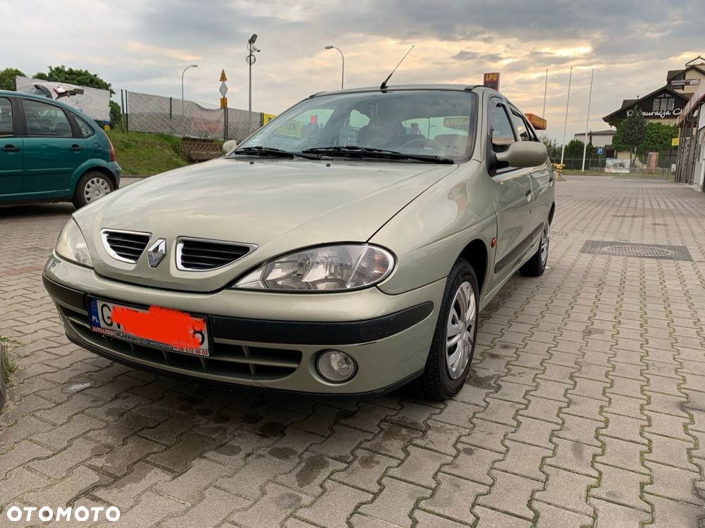 Renault Megane 1.4 RN 16V - 1