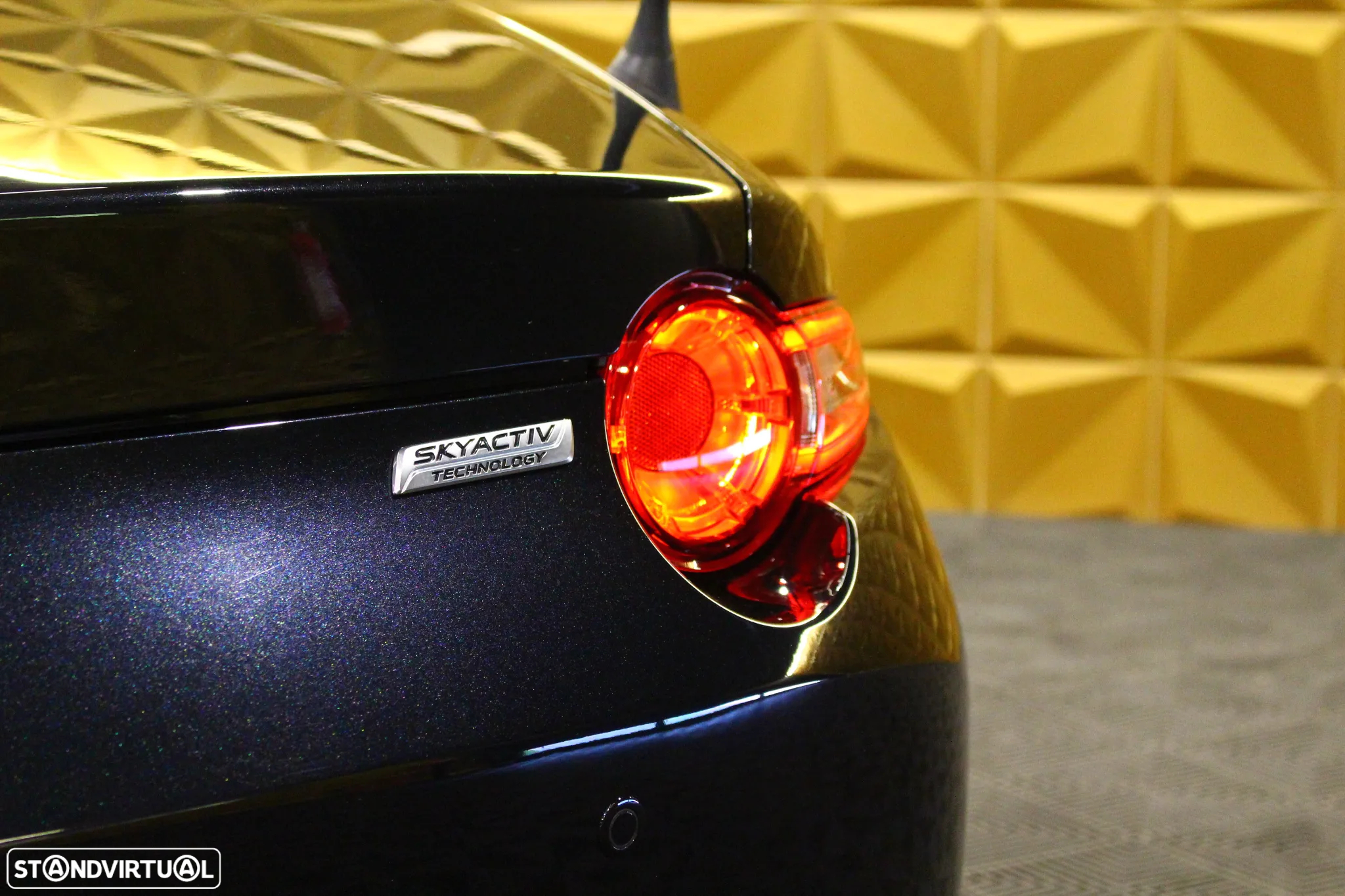 Mazda MX-5 MZR 1.5 Sky.Excellence Navi - 10