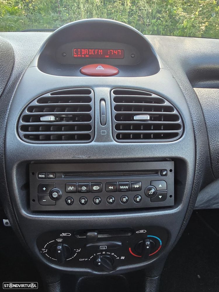 Peugeot 206 1.4 HDi XS - 27