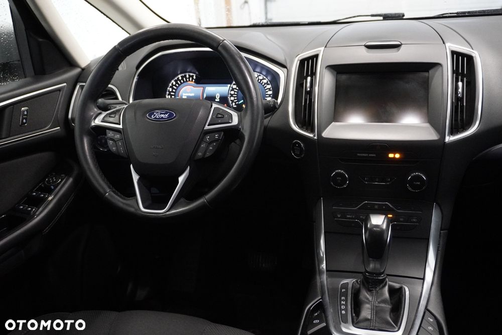 Ford S-Max 2.0 TDCi Titanium PowerShift - 27
