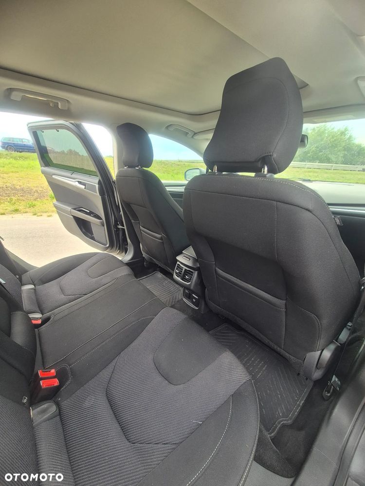 Ford Mondeo 2.0 TDCi Titanium - 21