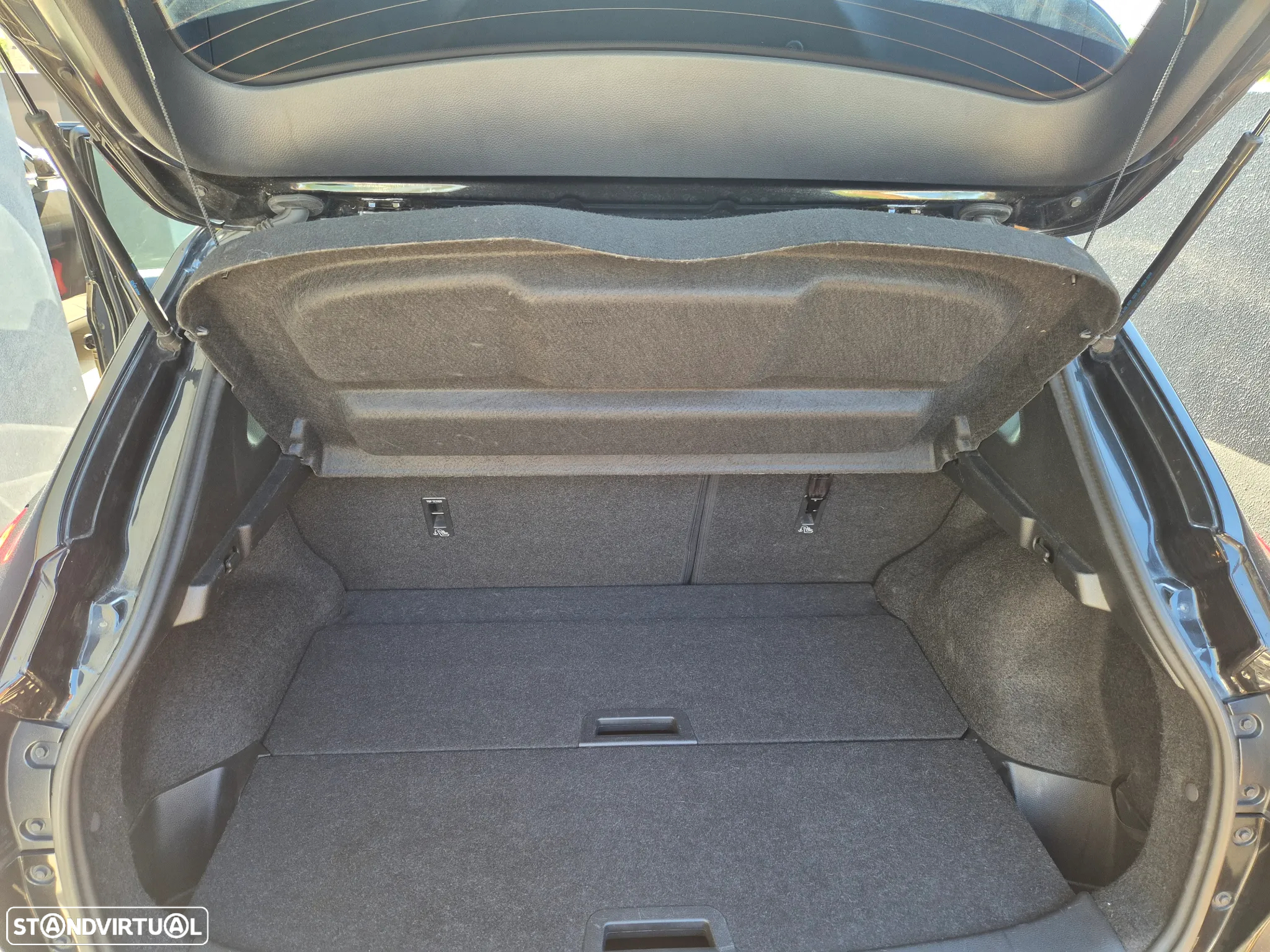 Nissan Qashqai 1.6 dCi Tekna Premium Pele - 8