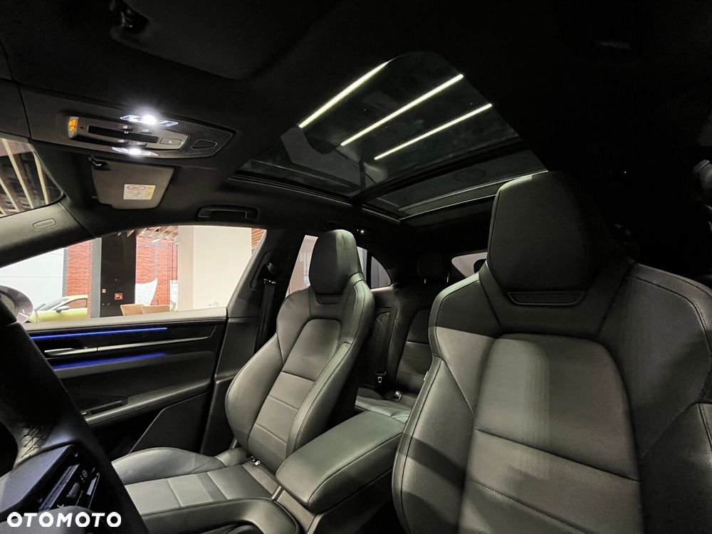 Porsche Macan - 27