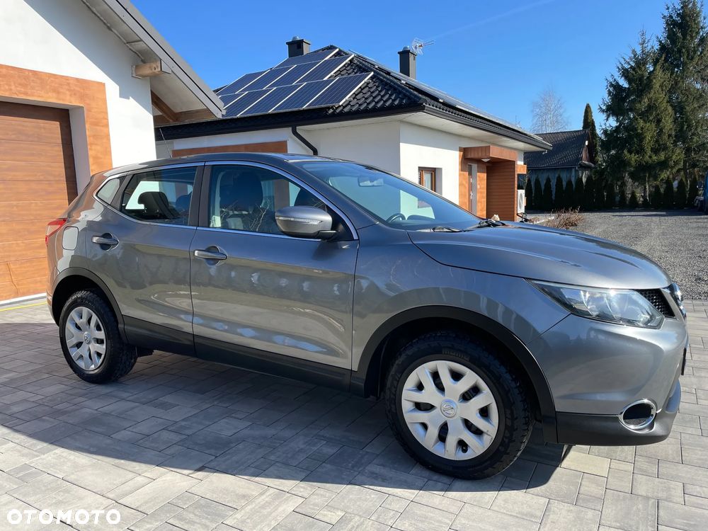Nissan Qashqai 1.2 DIG-T N-Vision - 22