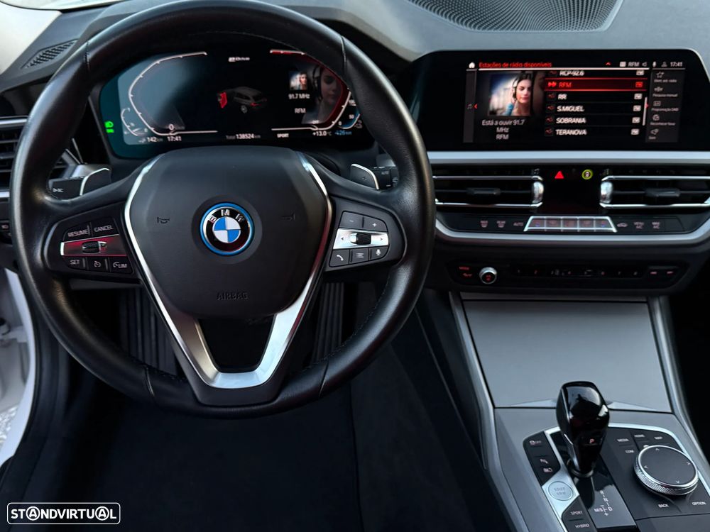 BMW 320 e Touring Line Sport Auto - 20