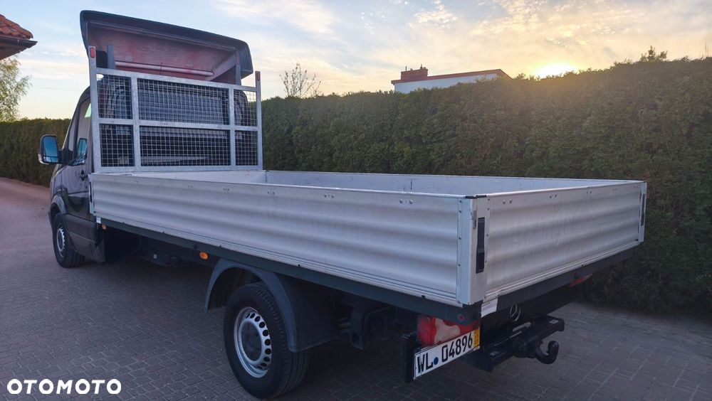 Mercedes-Benz Sprinter - 4