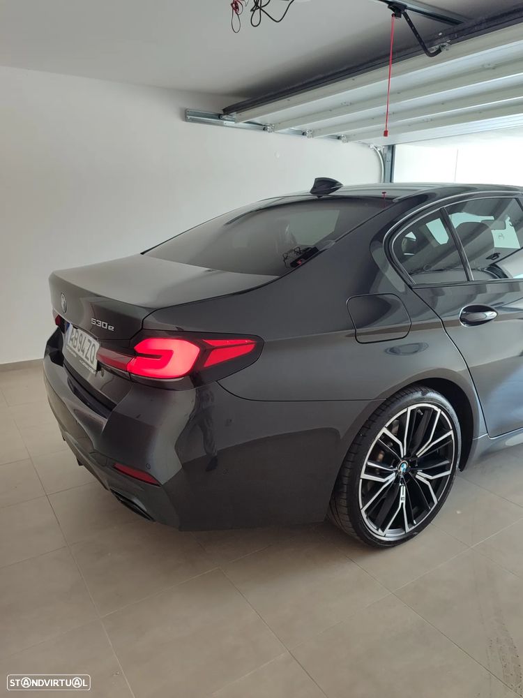 BMW 530 e Pack 50 anos M - 23