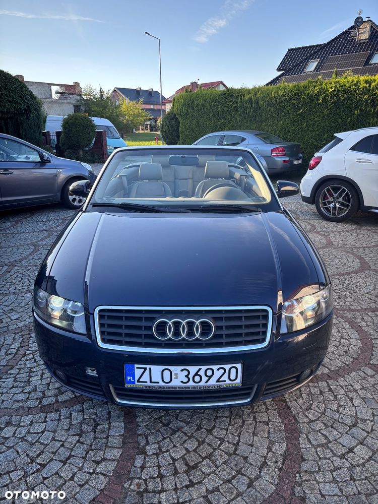 Audi A4 Cabrio 2.4 - 5