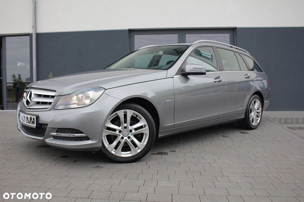 Mercedes-Benz Klasa C 180 CGI Automatik BlueEFFICIENCY Avantgarde - 1