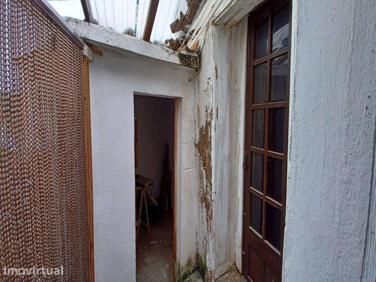 Moradia T2 com Logradouro em Alguber: O Seu Próximo Projeto de Sonh... - Grande imagem: 3/10