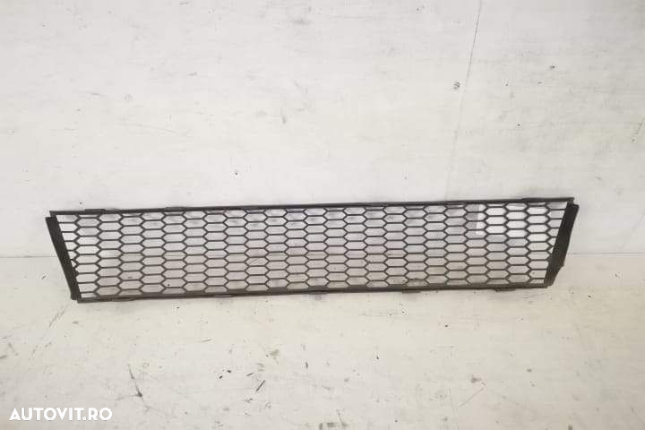 Grila Centrala Inferioara Fata Originala In Stare Buna BMW  Seria 7  F - 4